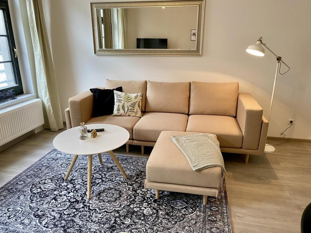 Discovair - Eisenach Karl14 - Vollausgestattete Apartments Mit Netflix In Der Fussgaengerzone Стая снимка