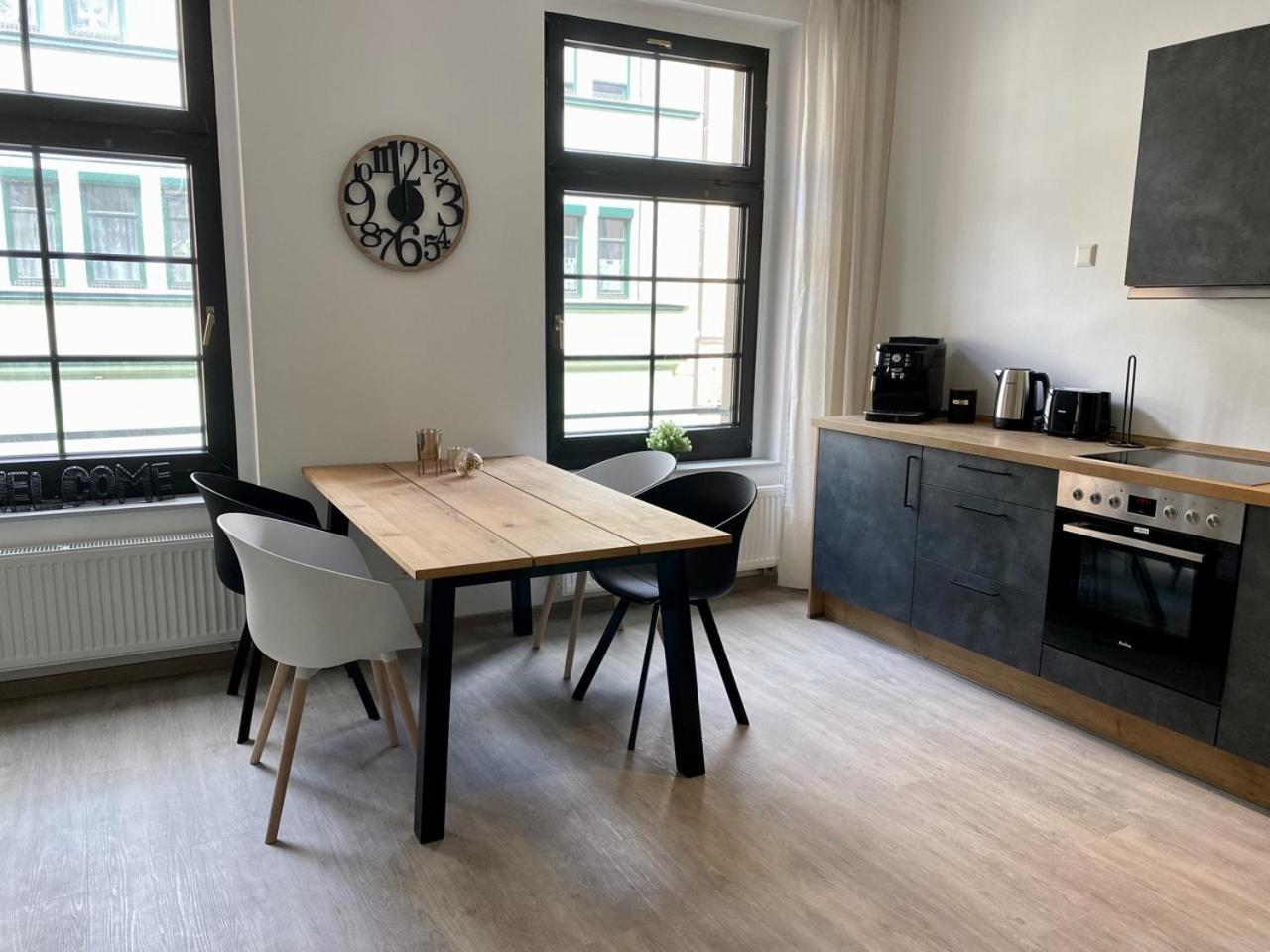 Discovair - Eisenach Karl14 - Vollausgestattete Apartments Mit Netflix In Der Fussgaengerzone Стая снимка