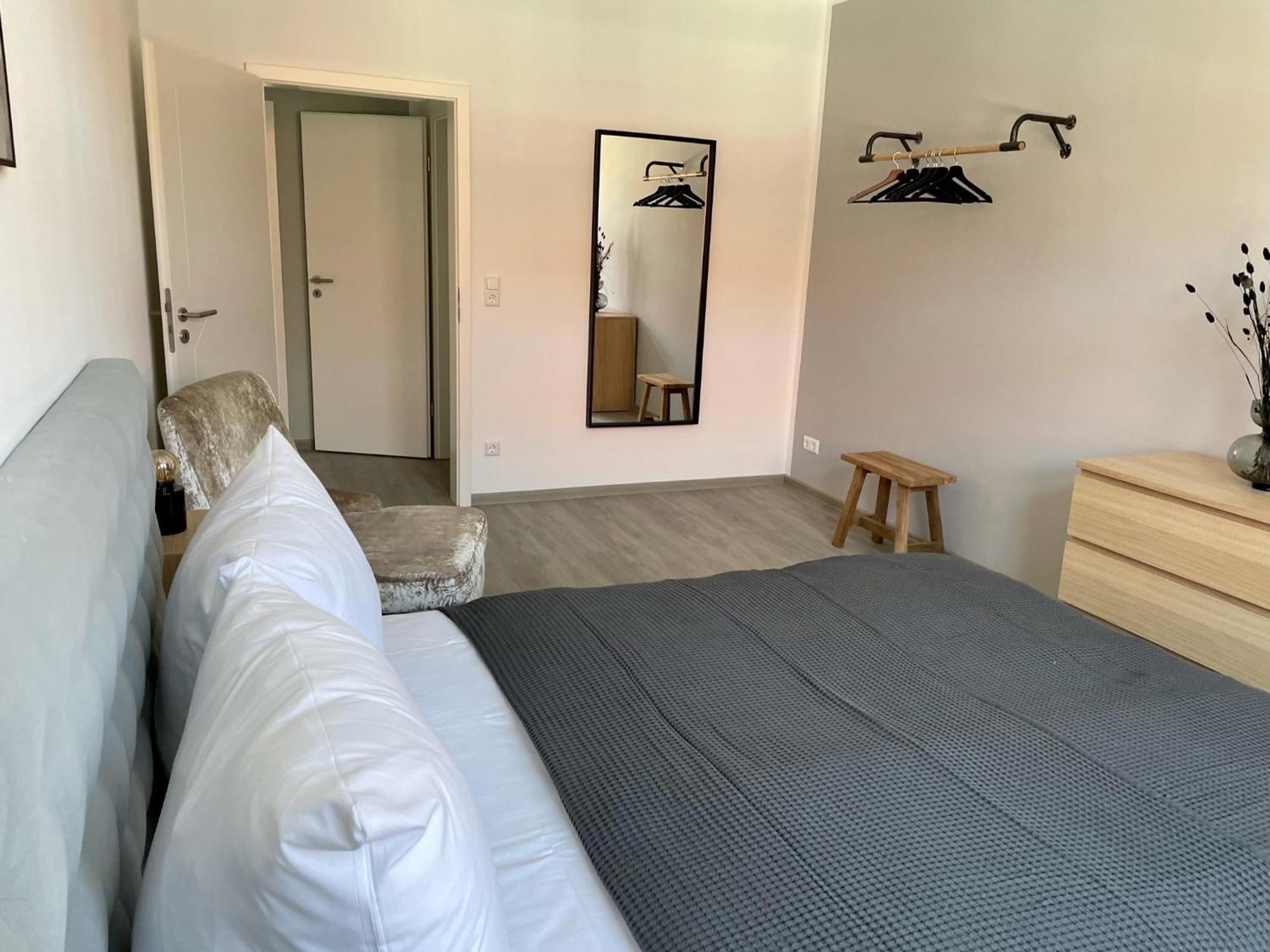 Discovair - Eisenach Karl14 - Vollausgestattete Apartments Mit Netflix In Der Fussgaengerzone Стая снимка