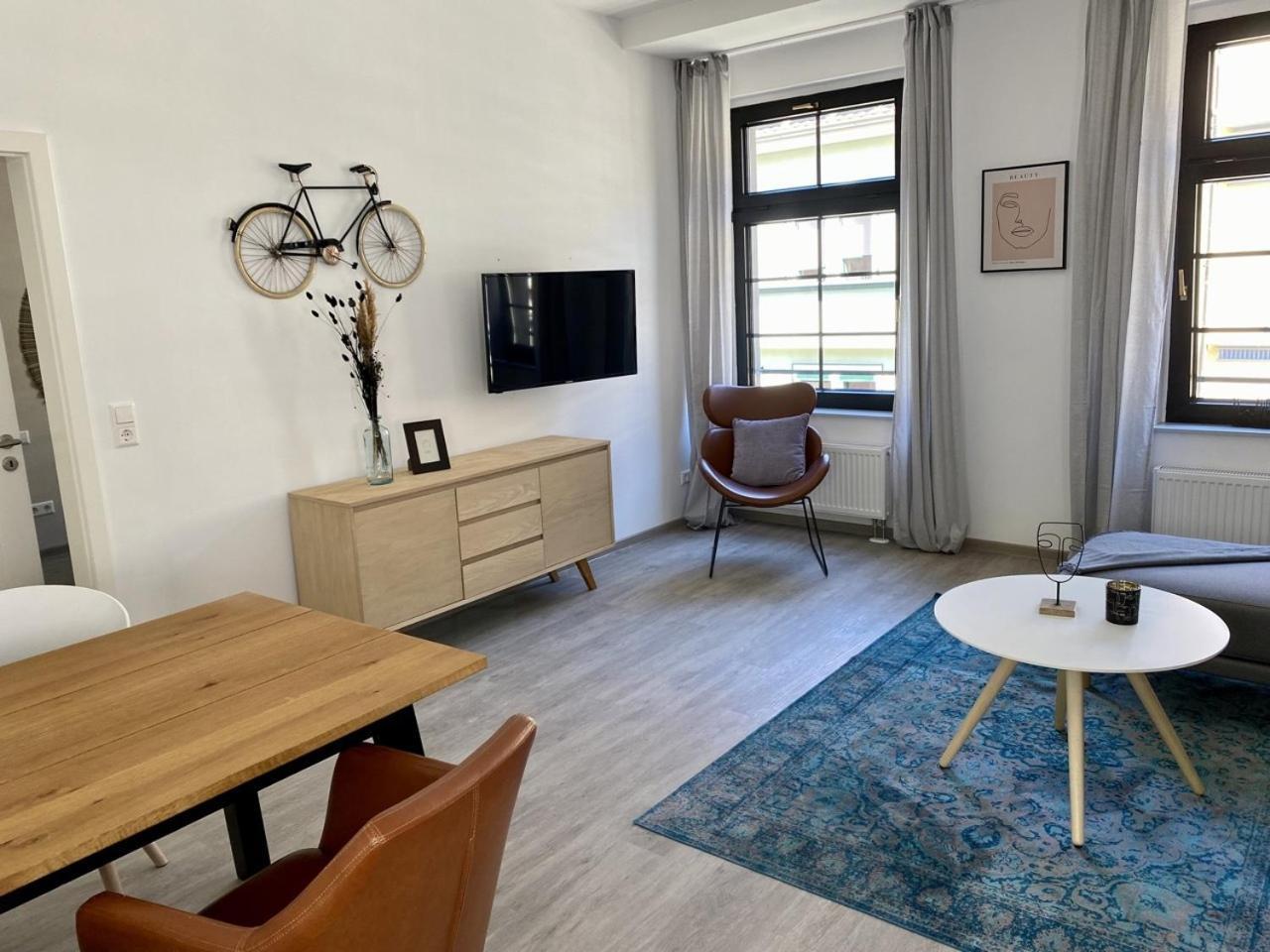 Discovair - Eisenach Karl14 - Vollausgestattete Apartments Mit Netflix In Der Fussgaengerzone Стая снимка