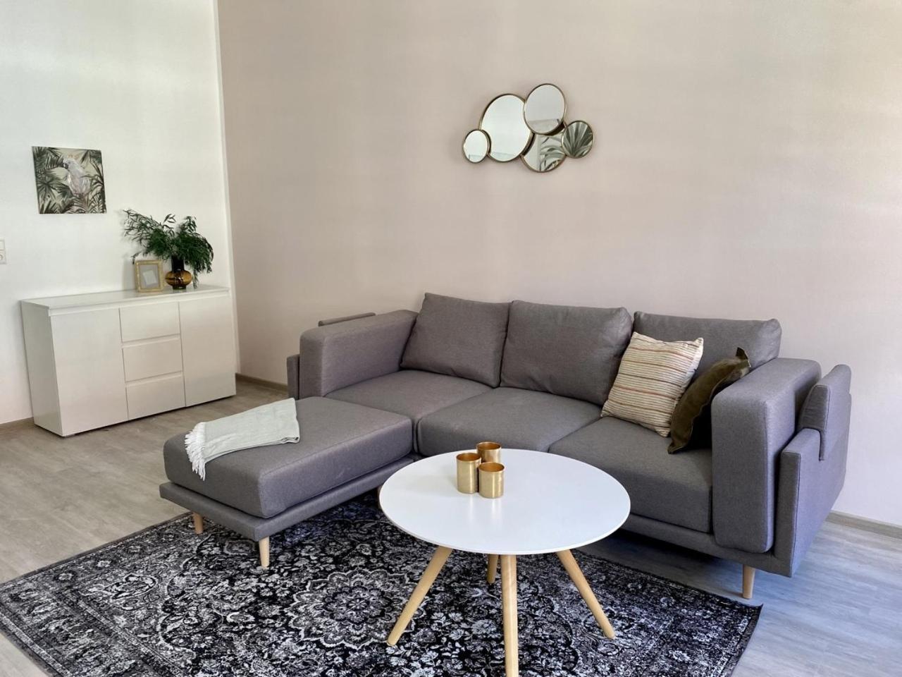 Discovair - Eisenach Karl14 - Vollausgestattete Apartments Mit Netflix In Der Fussgaengerzone Стая снимка