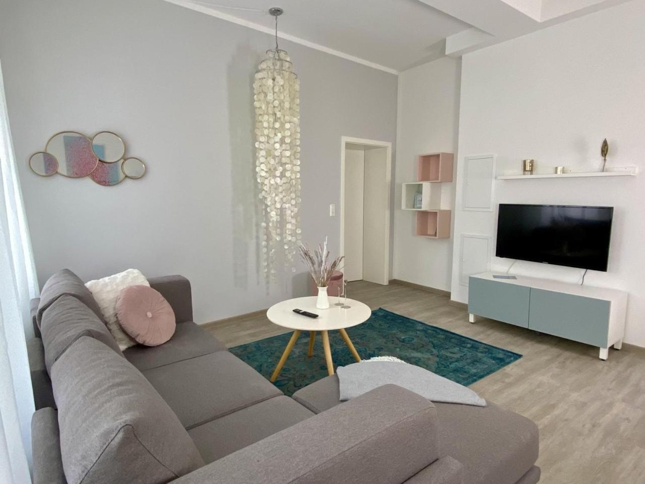 Discovair - Eisenach Karl14 - Vollausgestattete Apartments Mit Netflix In Der Fussgaengerzone Стая снимка