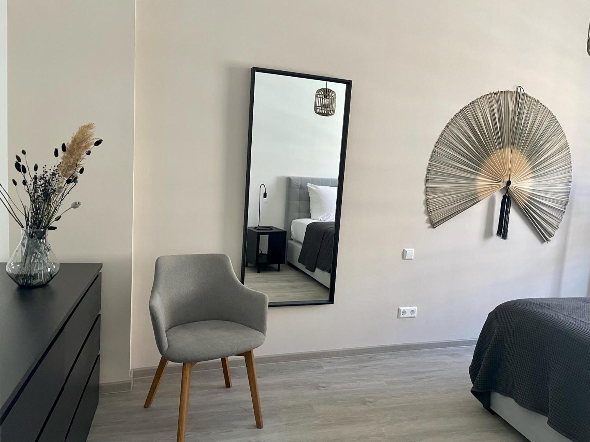 Discovair - Eisenach Karl14 - Vollausgestattete Apartments Mit Netflix In Der Fussgaengerzone Стая снимка